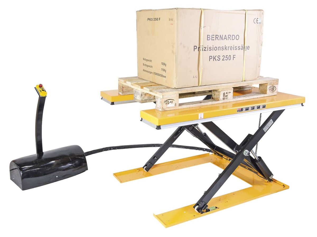 Mesa de elevação a U para palete Bernardo FSHT 1000 U – capacidade de carga 1.000 kg, plataforma a U, motor 0.75 kW 400V trifásica, peso 210 kg